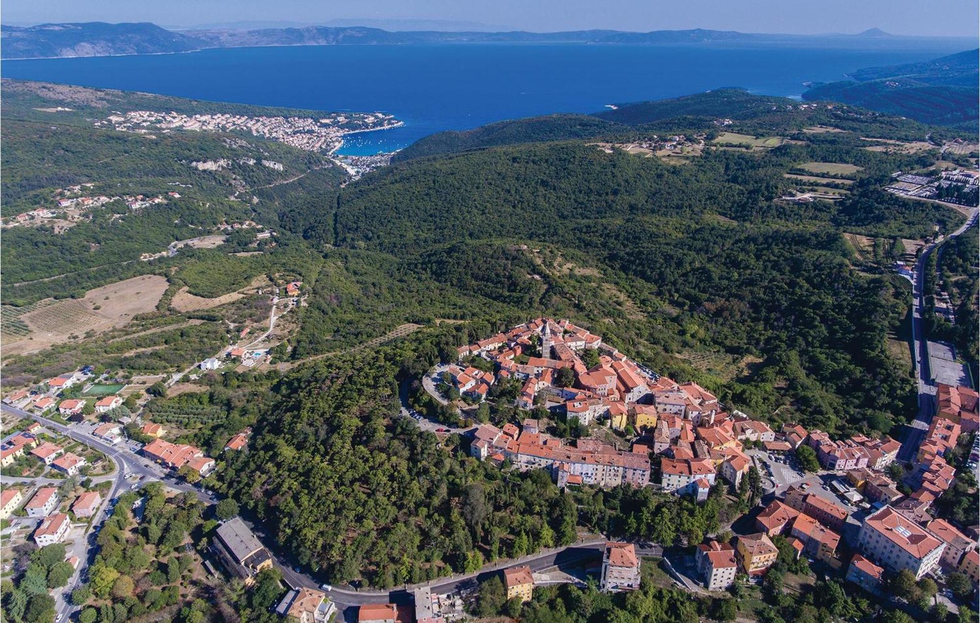 Awesome Apartment In Labin With Wifi Rasa Luaran gambar